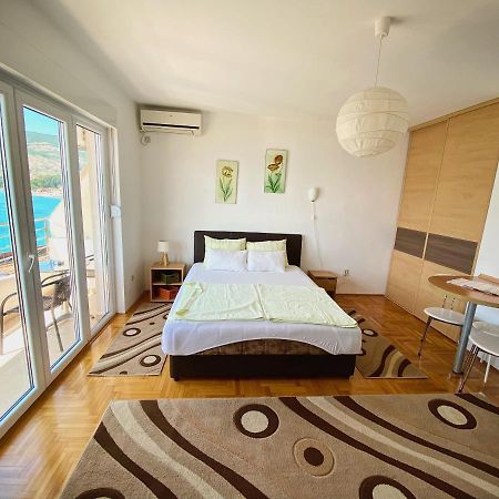Apartments Bellevue - Otasevic แฮร์เซ็ก-โนวี ภายนอก รูปภาพ