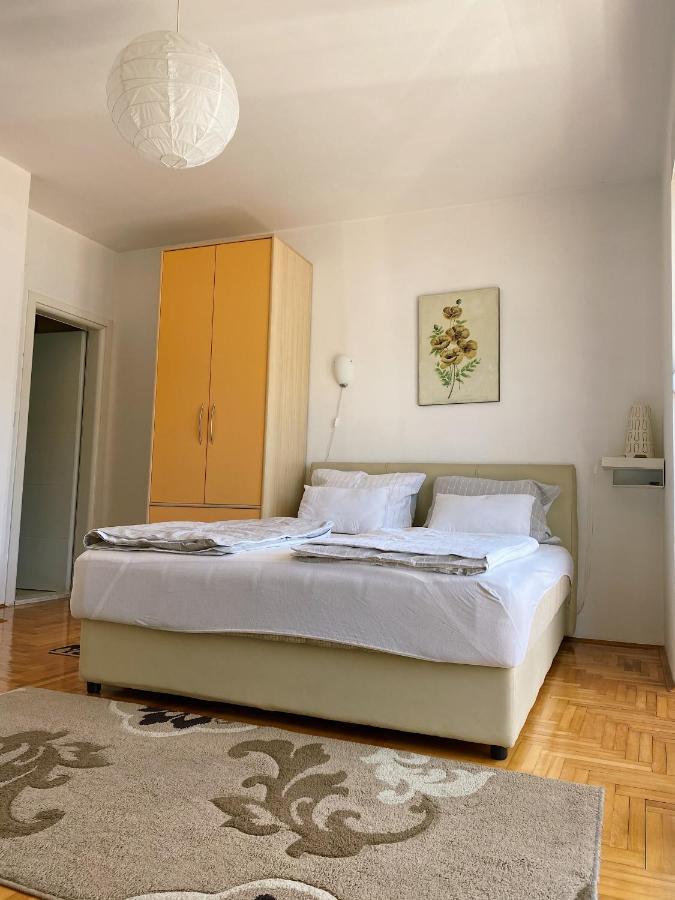 Apartments Bellevue - Otasevic แฮร์เซ็ก-โนวี ภายนอก รูปภาพ