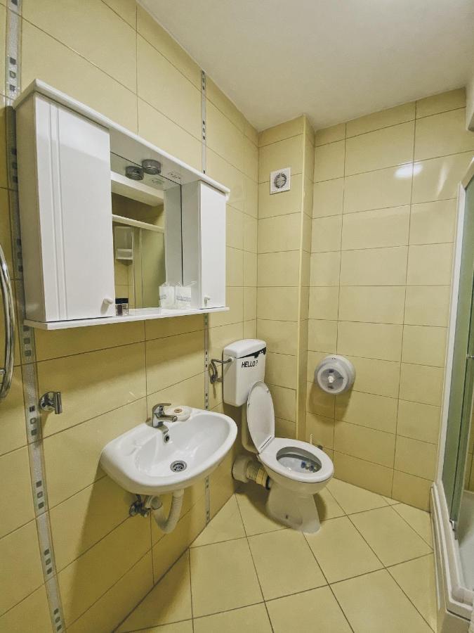 Apartments Bellevue - Otasevic แฮร์เซ็ก-โนวี ภายนอก รูปภาพ