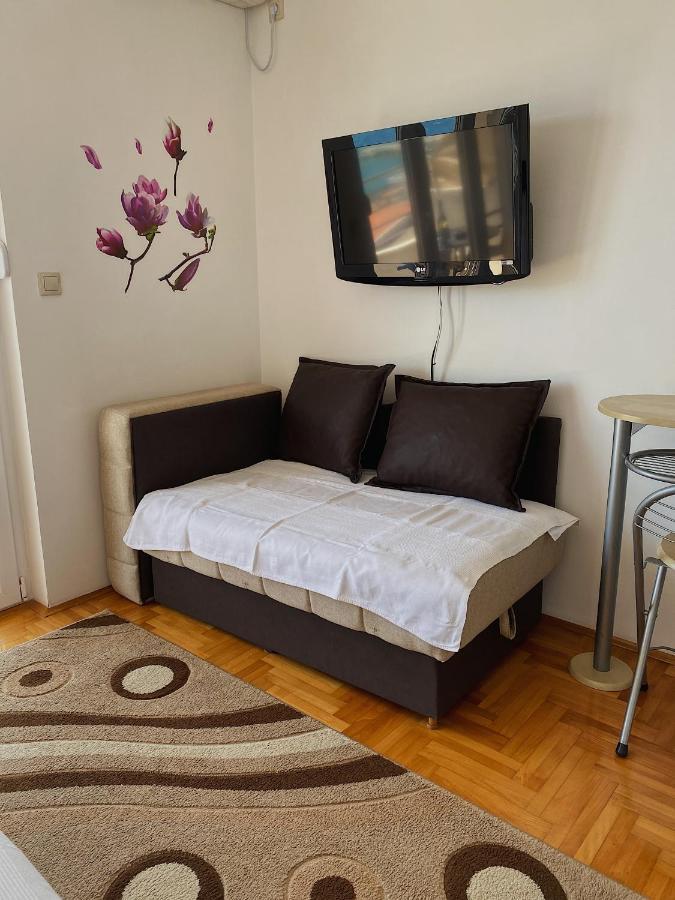 Apartments Bellevue - Otasevic แฮร์เซ็ก-โนวี ภายนอก รูปภาพ