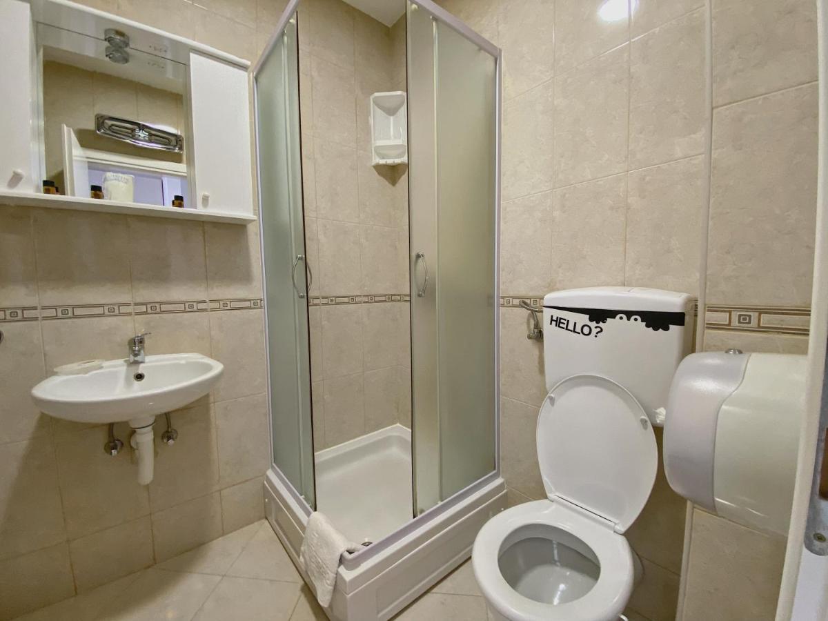 Apartments Bellevue - Otasevic แฮร์เซ็ก-โนวี ภายนอก รูปภาพ