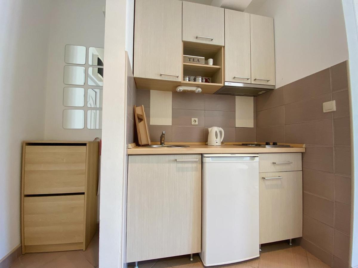Apartments Bellevue - Otasevic แฮร์เซ็ก-โนวี ภายนอก รูปภาพ