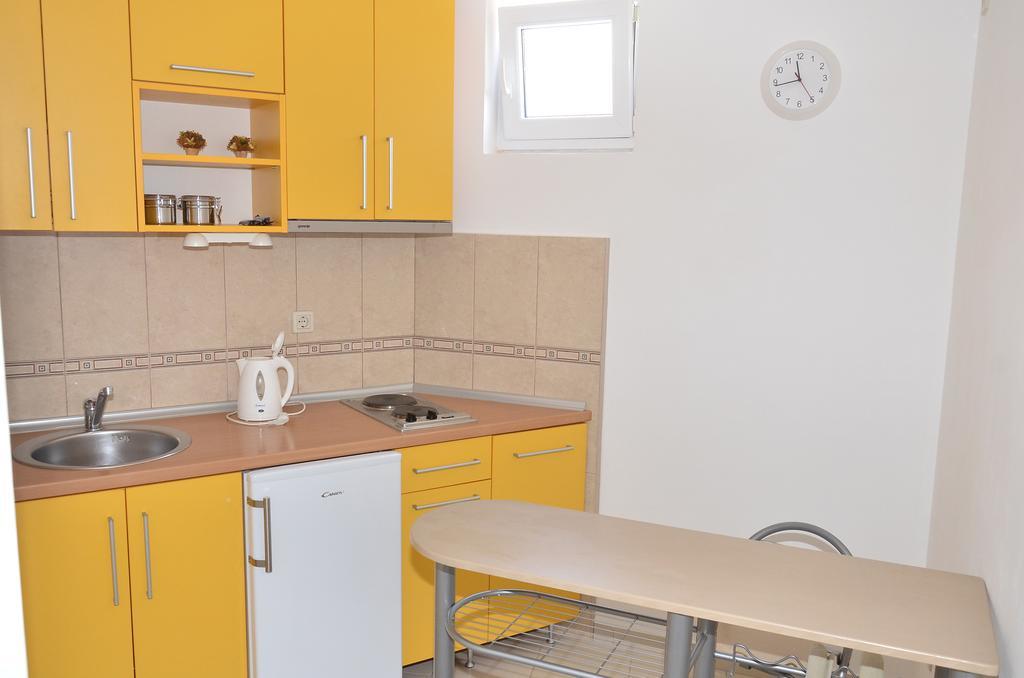 Apartments Bellevue - Otasevic แฮร์เซ็ก-โนวี ห้อง รูปภาพ
